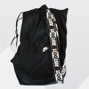 Nike Joggers